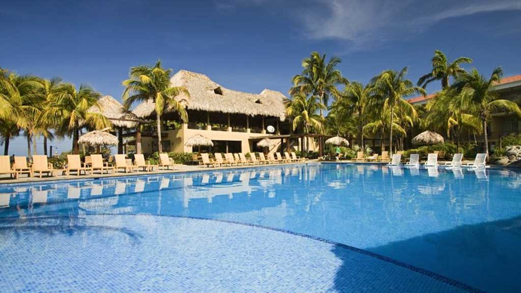 Flamingo Beach Resort And Spa Liberia Hotels Sunwing Vacations Hotel Photo 1