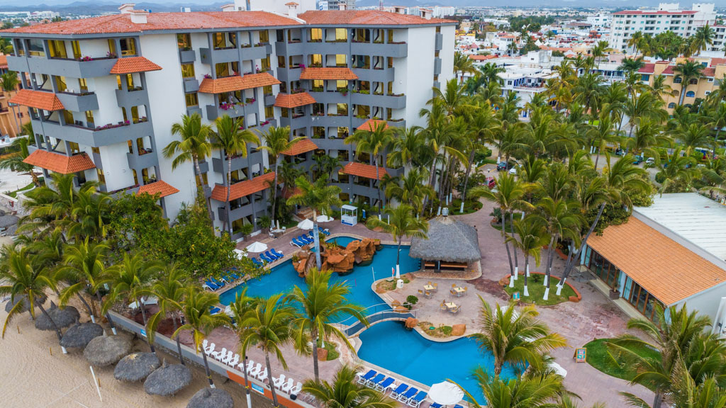 Luna Palace Hotel And Suites Mazatlán Hotels Sunwing Vacations Hotel Photo 3